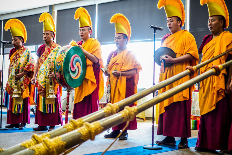 Tibetan monks share culture, make sand mandala in Oakland Center