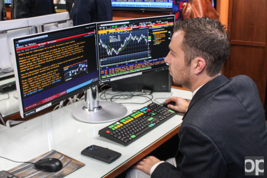 One of the new features of the data analysis lab are ten dual screen Bloomberg Terminals, which will allow students to monitor and analyze market data in real-time.