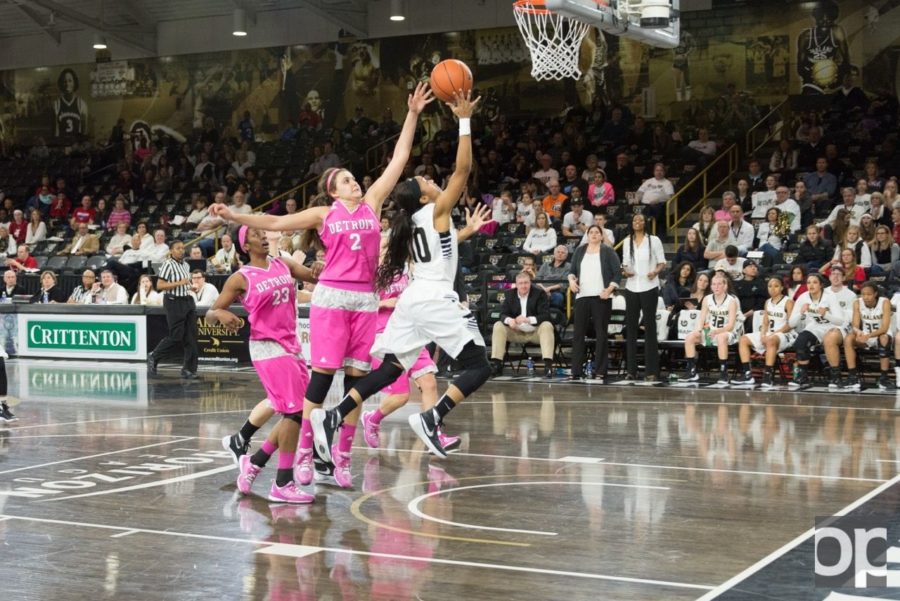 On Saturday, Feb. 27, the Oakland womens basketball team lost to UDM 82-77 in overtime at the Orena. 