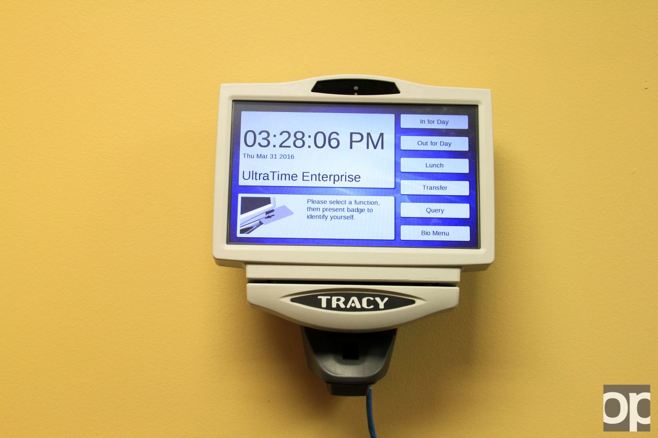 The Student Technology Center has one of the 38 Tracy UltraTime Enterprise machines around campus which lets student-employees check-in and check-out with their ID and fingerprint.