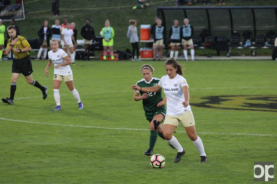 Alice Palmer scored one of the goals at Oaklands homecoming game against Cleveland State  Saturday night. 