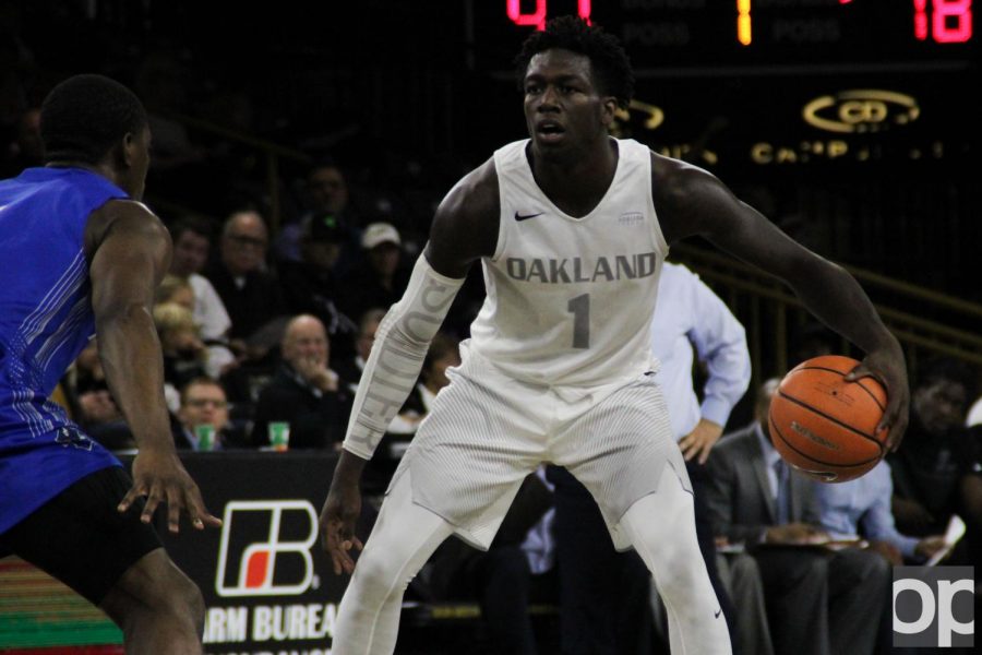 Steph Curry fan Kendrick Nunn of Oakland University signs contract with  Golden State Warriors