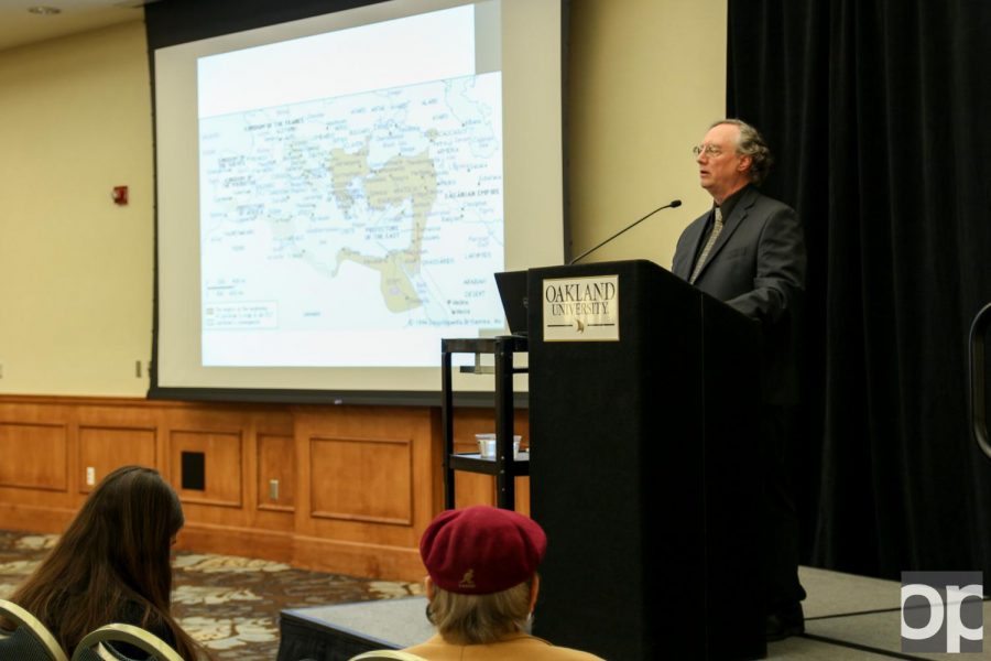 U of M professor visits Oakland to share his insights on Islam and xenophobia
