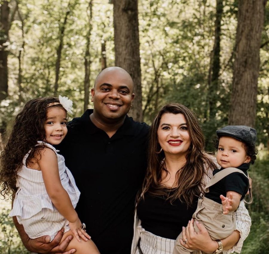 This is Rebecca Mercado-Jones’ family (Lucia Jones, Dorian Taliaferro Jones, Rebecca Mercado-Jones and Cruz Jones). 