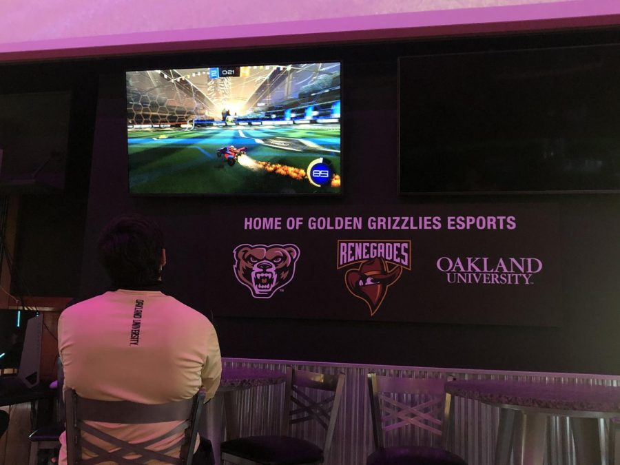 Oakland+Esports+athletes+competing+in+the+CRL+Qualifiers+for+Rocket+League