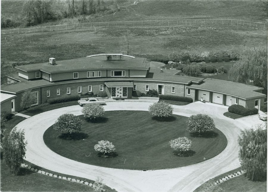Sunset Terrace was built in a mid-century modern style, incorporating many curves and circles into the design. The home was originally meant to be a retirement home for Matilda Dodge Wilson and her husband Alfred G. Wilson.