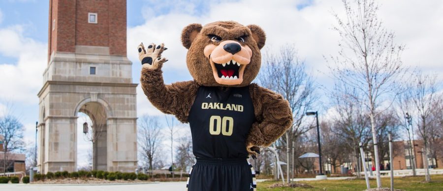 The Golden Grizzlies Lead promotional photo. The group hosted the leadership workshop last week on Oct. 19.