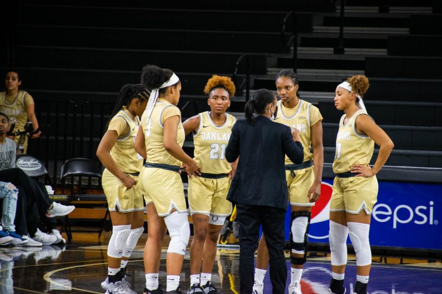 Oakland’s fierce women’s basketball team defeats their rivals