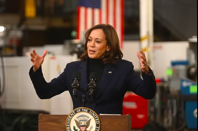 Vice+President+Kamala+Harris+visited+Metro+Detroit+ahead+of+election+day+to+discuss+voting++and+the+semiconductor+chip+shortage.
