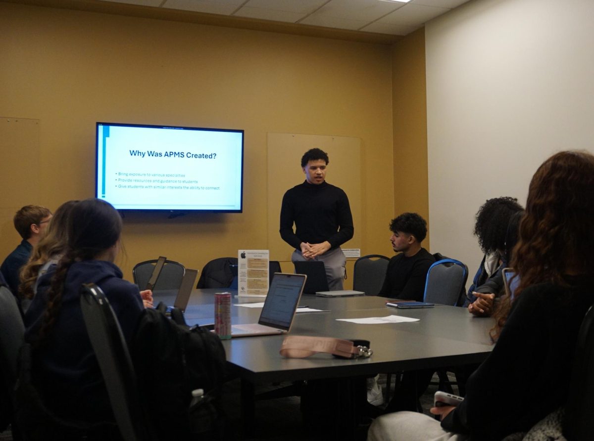 APMS first meeting brings together aspiring healthcare students